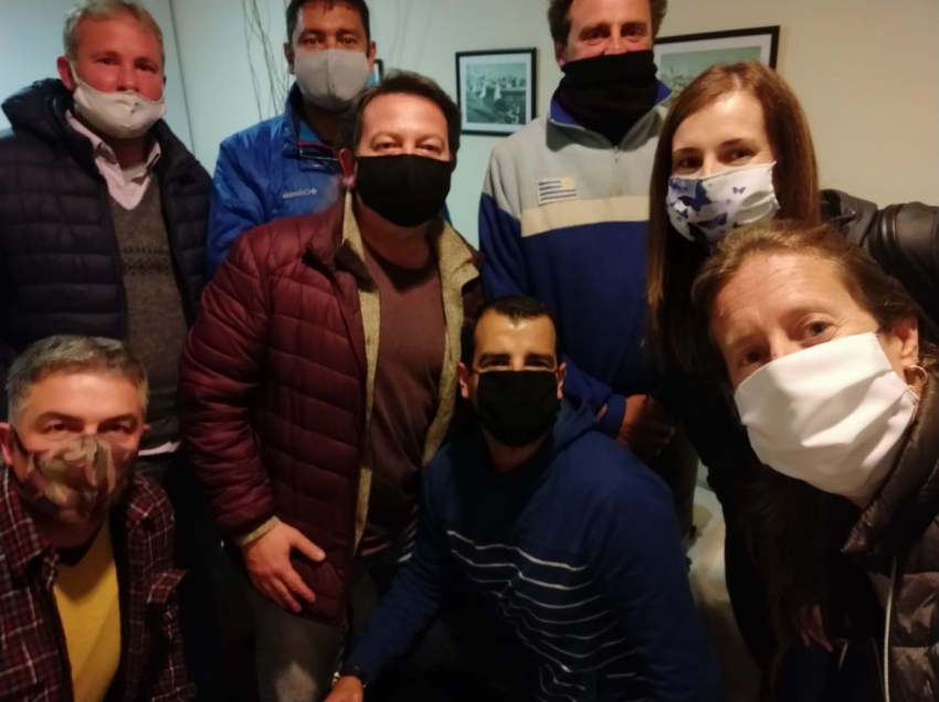 Integrantes de ATEU reunidos
