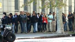 Turismo bancario &ndash;al menos de cajero- una postal diaria en Colonia
