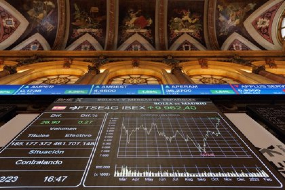 Empresas tur&iacute;sticas espa&ntilde;olas caen en Bolsa tras alza en cotizaci&oacute;n del crudo