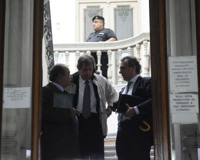 L&oacute;pez Mena tramit&oacute; el aval y fij&oacute; a econom&iacute;a como el beneficiario