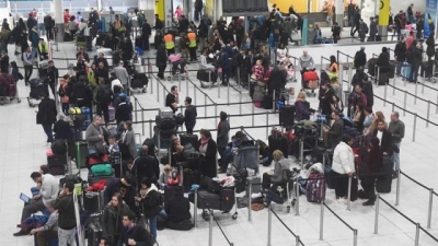 Gatwick: francotiradores para intentar derribar a los drones