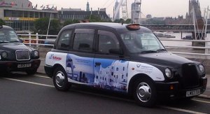 &iquest;Que habr&aacute;n pensado quienes vieron este anuncio en Londres y entraron a la web ministerial?
