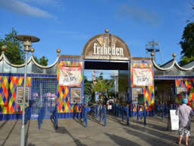 El juego m&aacute;s morboso de un parque de diversiones