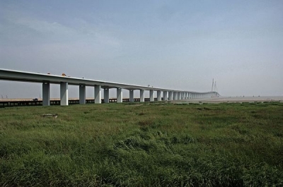 Para tener una idea de lo que podr&iacute;a ser el puente Colonia-Bs.Aires