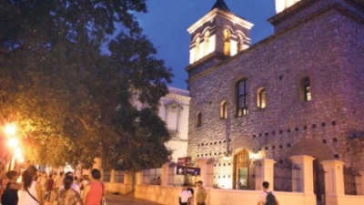 Iglesia de la Compa&ntilde;&iacute;a de Jes&uacute;s, parte de la Manzana Jesu&iacute;tica y una de las fachadas que se visitan en el circuito &ldquo;C&oacute;rdoba Iluminada&rdquo;