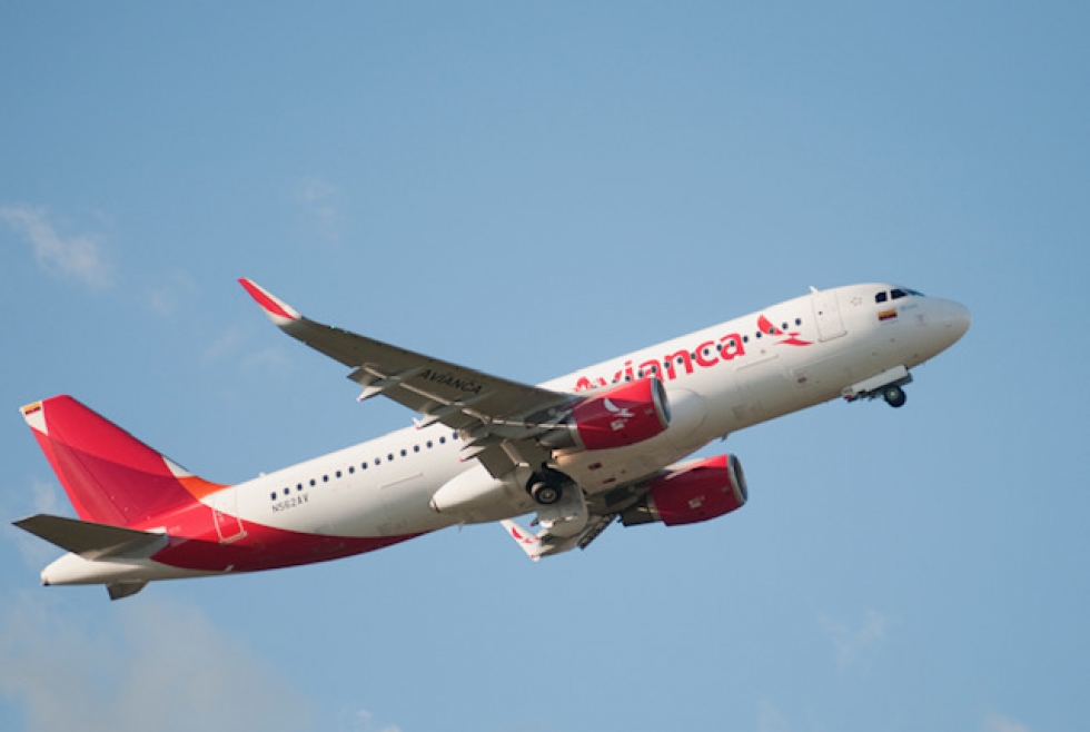 Travelport y Avianca Airlines firman un nuevo acuerdo de distribuci&oacute;n que llevar&aacute; los contenidos de NDC a Travelport+