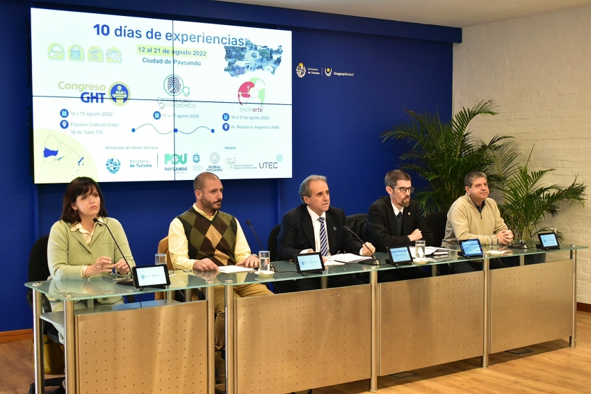 Antonella Goyeneche; Jos&eacute; Manuel Galv&aacute;n; Remo Monzeglio; Alejandro Barreto; Leonardo Boruchovas.