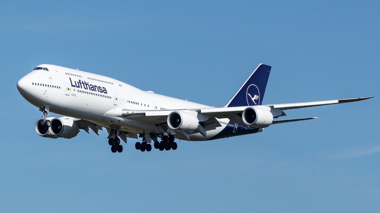Lufthansa extiende hasta octubre la suspensi&oacute;n de algunos vuelos a Oriente Pr&oacute;ximo