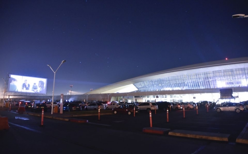 Cine de alto vuelo: la reconversi&oacute;n del Aeropuerto de Carrasco