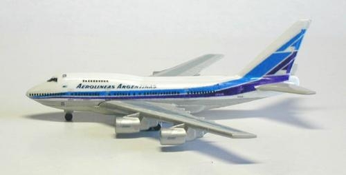 Aerol&iacute;neas Argentinas: problema de problemas