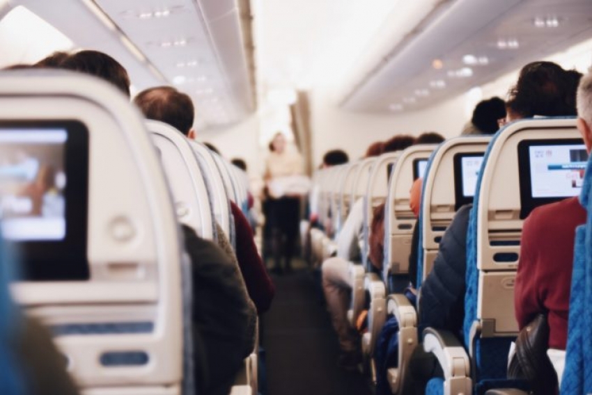 La Uni&oacute;n Europea lanza un plan para reanudar los viajes de forma segura