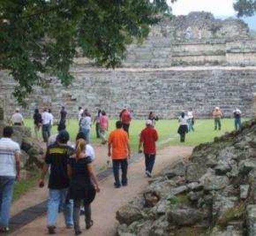  Centroam&eacute;rica atrajo en 2010 un 10,8 por ciento m&aacute;s de turismo