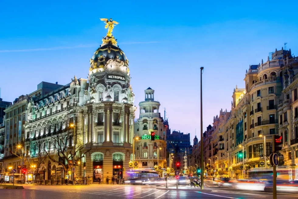 Madrid espera de Puente "hechos" y no "excusas" para "atajar el caos ferroviario"