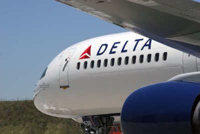  Otra aerol&iacute;nea restringi&oacute; la venta de pasajes a argentinos