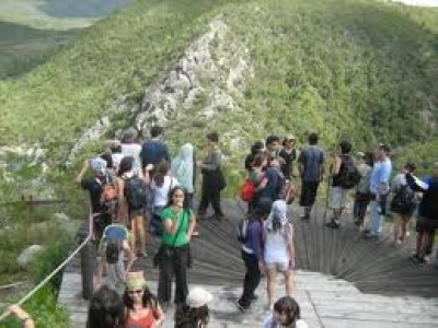 Primavera en Quebrada de los cuevos y ca&ntilde;ada del brujo