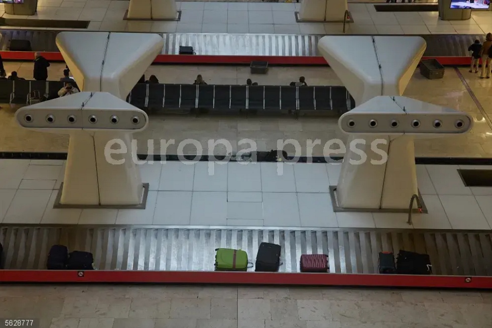 Cae una organizaci&oacute;n criminal que introduc&iacute;a droga utilizando falsos viajeros para recoger maletas en Barajas