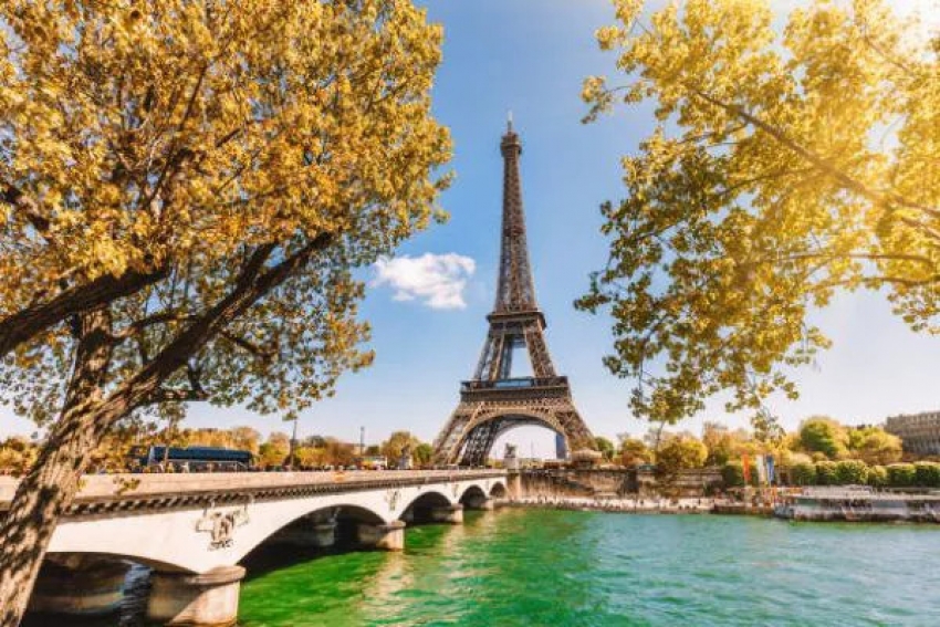 Francia dise&ntilde;a una plataforma estatal para competir con Booking o Airbnb