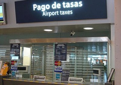 Argentina: el gobierno fij&oacute; un aumento del 15% en las tasas aeroportuarias