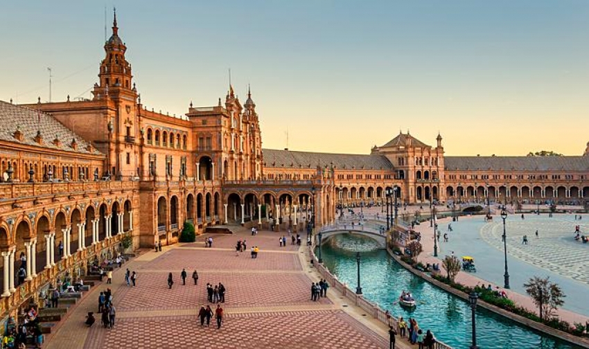 Sevilla acoger&aacute; en noviembre cumbre mundial asociaciones agencias viajes
