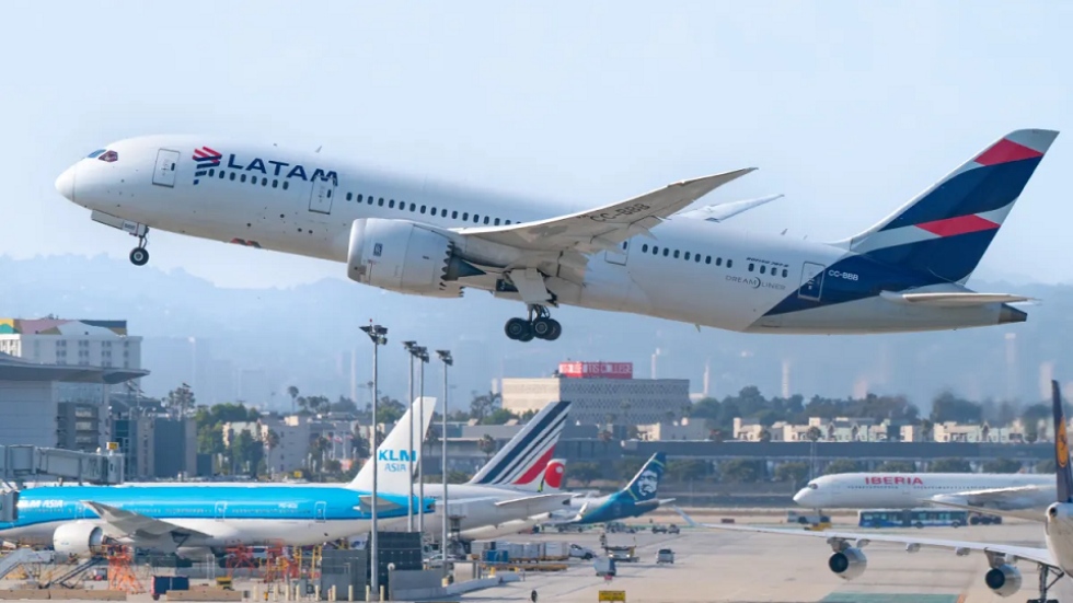 FAA ordena inspecci&oacute;n de cientos de Boeing 787 tras incidente con avi&oacute;n de LATAM