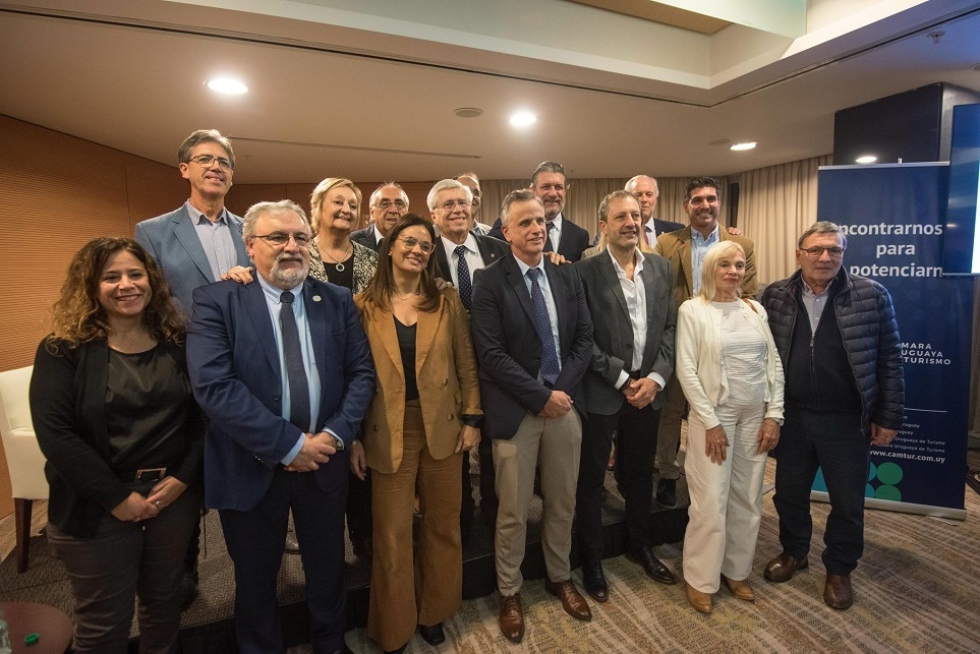 Foco CAMTUR: los partidos pol&iacute;ticos de Uruguay presentaron su visi&oacute;n respecto al turismo