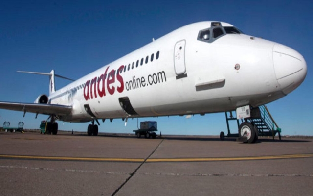 Transporte a&eacute;reo argentino: m&aacute;s pasajeros, m&aacute;s perdidas