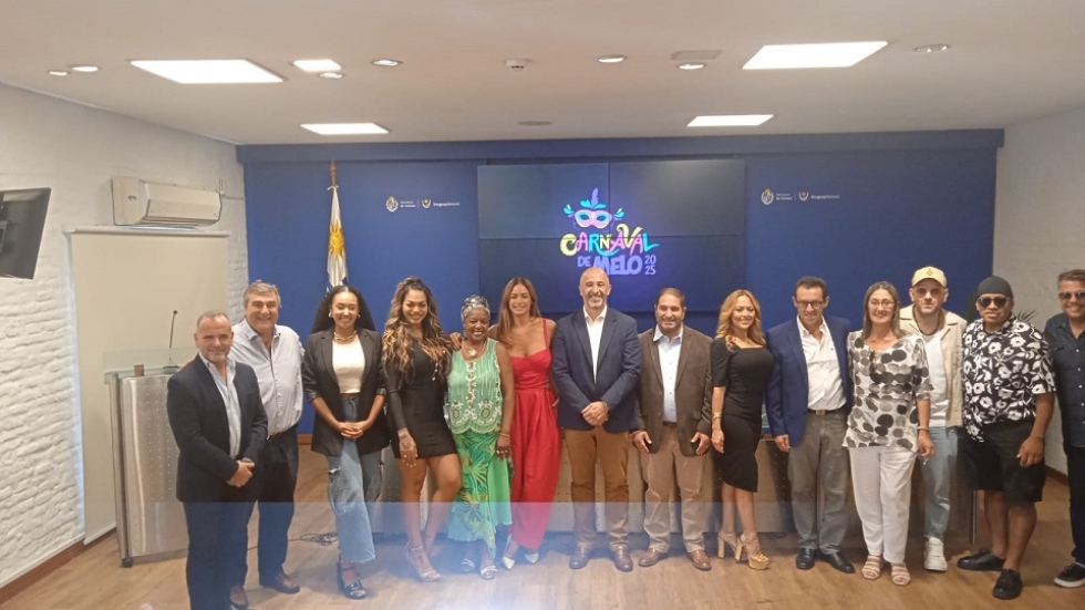 Se present&oacute; nueva edici&oacute;n de Carnaval de Melo