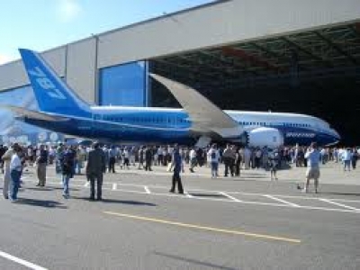 Boeing gan&oacute; un 52% m&aacute;s en el primer trimestre, mucho m&aacute;s de lo previsto 