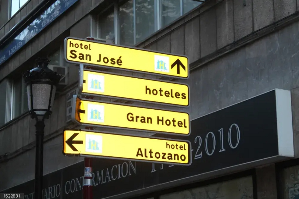 Las pernoctaciones en hoteles españoles aumentan un 1,8% en julio pese a encarecerse los precios un 5%
