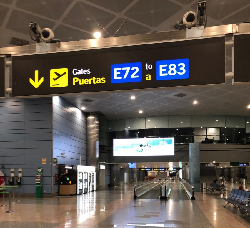 Barajas esta ma&ntilde;ana. El aeropuerto madrile&ntilde;o Adolfo Su&aacute;rez en la lente de Ram&oacute;n, en viaje hacia Alemania