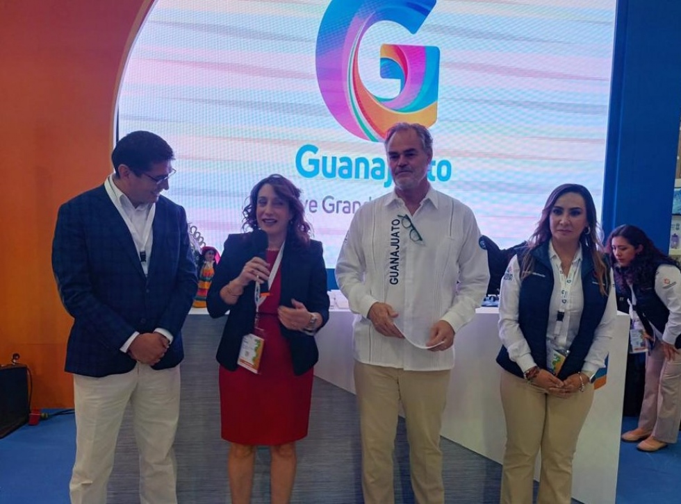 Ricardo Manzanares; Vivian Nardone; Juan Jos&eacute; Alvarez Brunel; Guadalupe Robles.