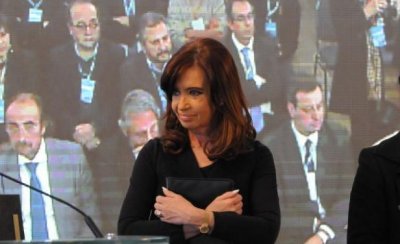 Cristina Fern&aacute;ndez critic&oacute; a Pi&ntilde;era por venta de LAN
