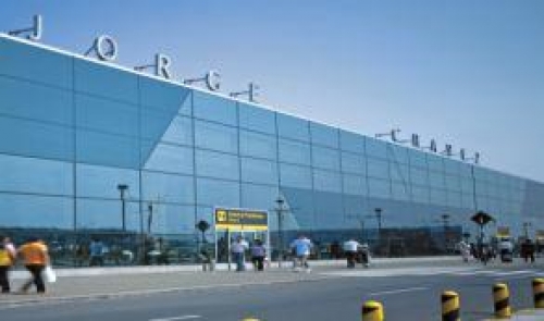 Ciudadanos de pa&iacute;ses de CAN tendr&aacute;n atenci&oacute;n preferente en aeropuerto de Lima 