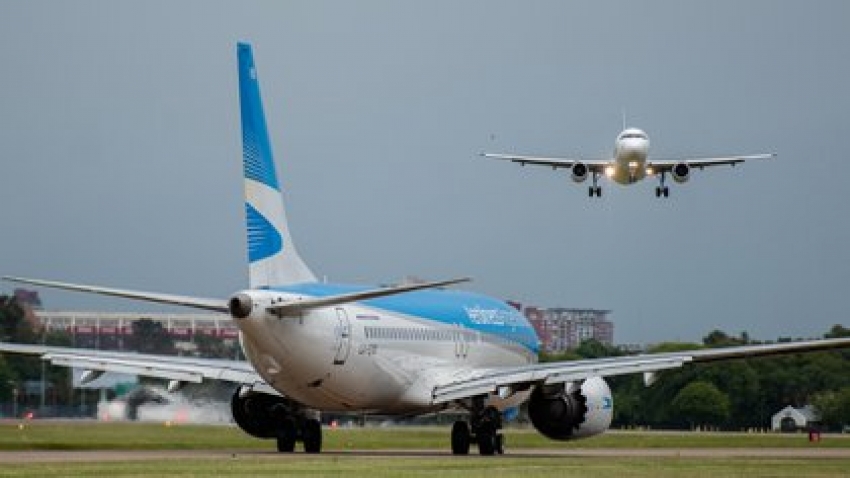Transporte a&eacute;reo, competencia y reducci&oacute;n