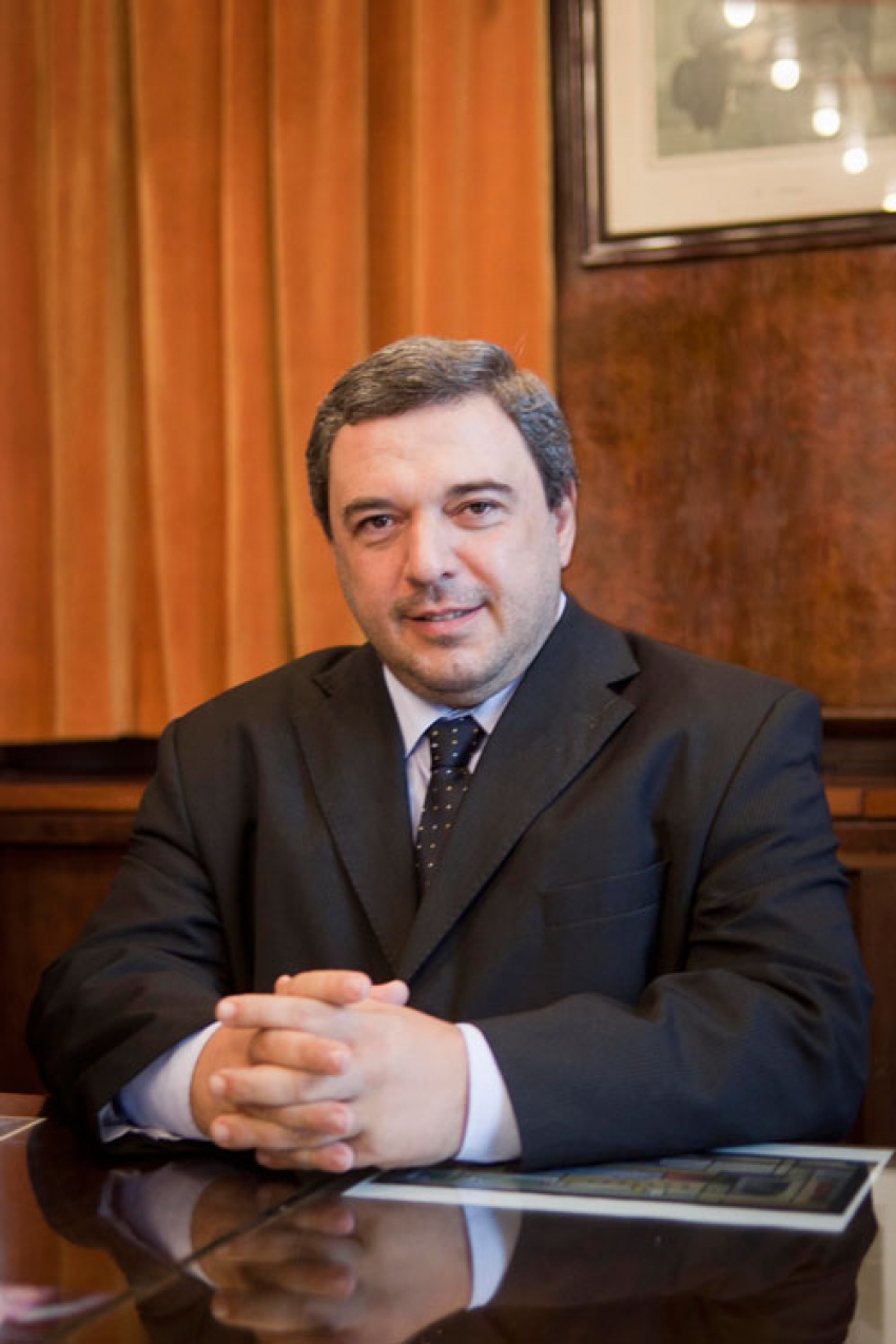 Peras, manzanas y zapallos, acerca de eso conocen muy bien algunos pol&iacute;ticos como es el caso de Mario Bergara