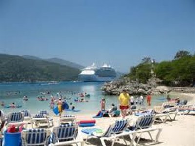 Hait&iacute; muestra su "otra cara" para que el turismo empuje la reconstrucci&oacute;n
