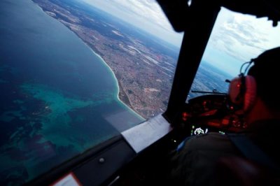 Fotograf&iacute;an 122 objetos en el lugar de la b&uacute;squeda del avi&oacute;n