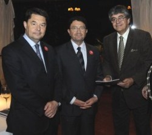 En anterior visita, en junio de 2010, nos acompa&ntilde;an  Carlos Vogeler y Taleb Rifai