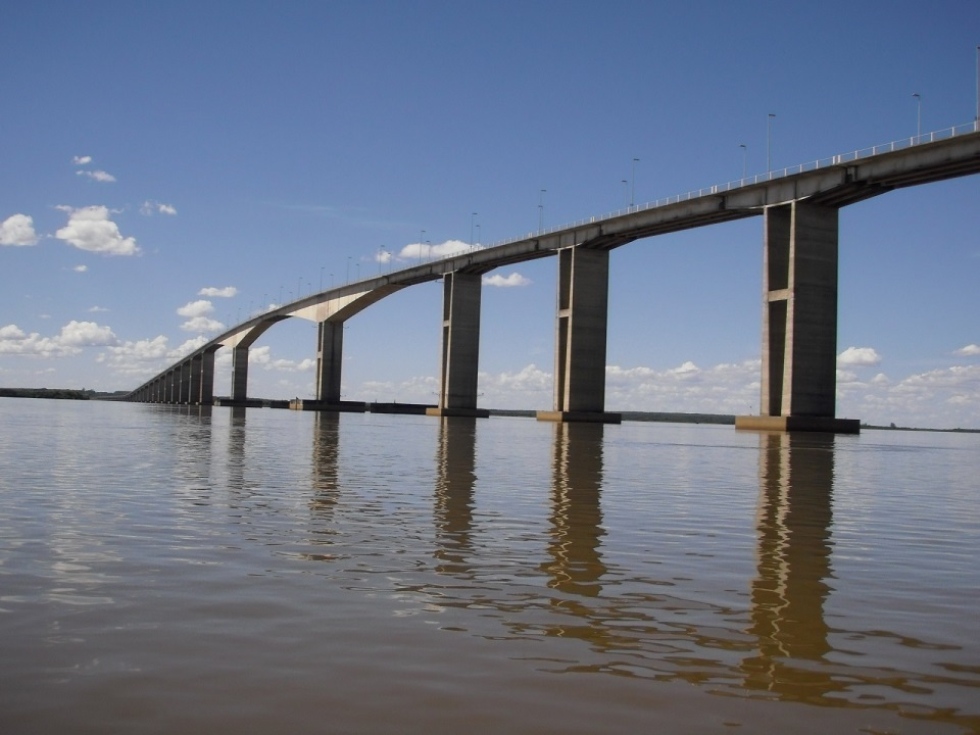 Puente sobre el R&iacute;o Uruguay Libertador General San Mart&iacute;n