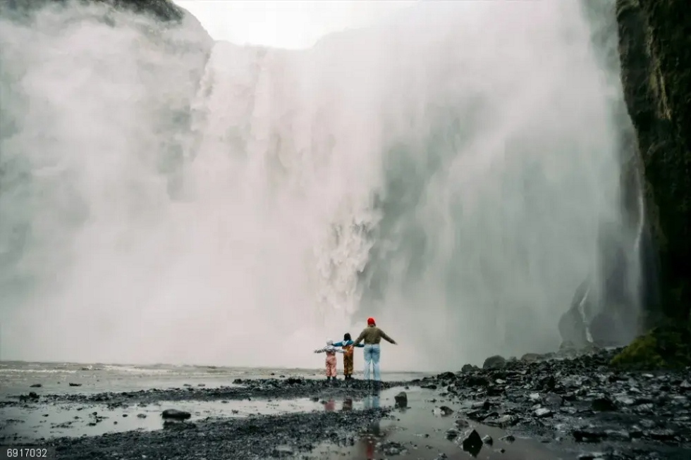 Play impulsa el turismo familiar espa&ntilde;ol en Islandia con seis experiencias &uacute;nicas