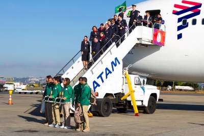 LATAM Airlines transport&oacute; la llama ol&iacute;mpica desde Suiza a Brasil