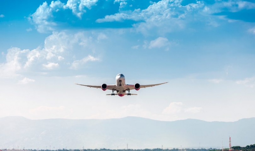 Seg&uacute;n IATA, la reacci&oacute;n de los gobiernos a &oacute;micron amenaza la recuperaci&oacute;n emergente