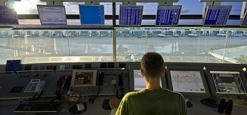 El &ldquo;SLOT&rdquo; Aeroportuario. Derechos y obligaciones