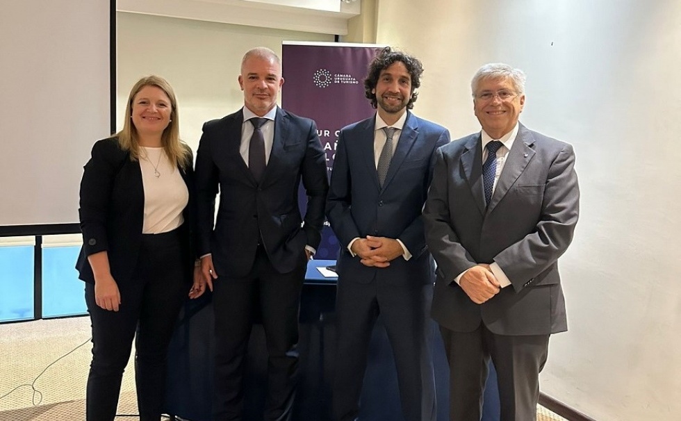 Marina Cantera, Julio Facal, Ezequiel V&aacute;zquez, Tabar&eacute; Viera.