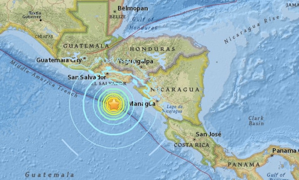 Fuerte sismo en el Pac&iacute;fico sacude parte de Centroam&eacute;rica