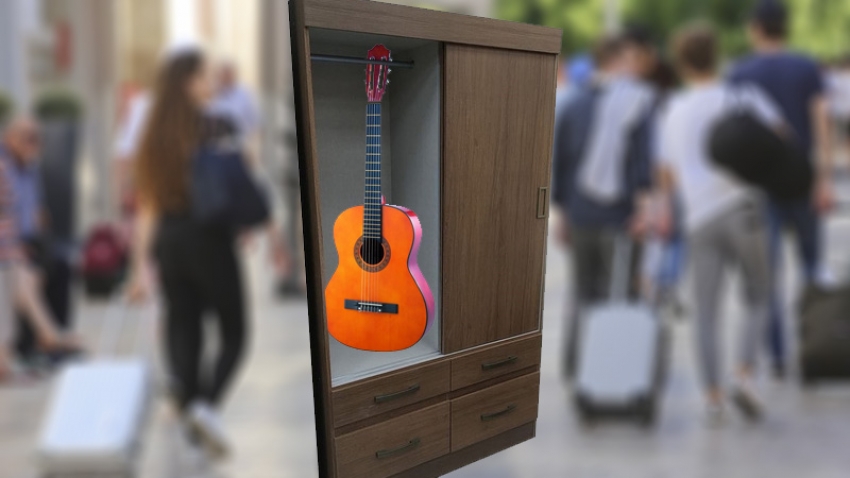 La guitarra en el ropero