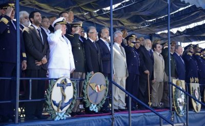  El Presidente de la Rep&uacute;blica, Tabar&eacute; V&aacute;zquez, particip&oacute; de la celebraci&oacute;n del 102.&ordm; aniversario de la Aviaci&oacute;n Militar y D&iacute;a de la Fuerza A&eacute;rea Uruguaya. Ante su presencia, el comandante en jefe de la Fuerza A&eacute;rea, Washington Mart&iacute;nez, dijo: &ldquo;Hemos tenido el honor de trabajar en el esfuerzo de salvar vidas y en cooperar con la seguridad de nuestra Patria&rdquo;. En la celebraci&oacute;n realizada este martes 17 en la Base A&eacute;rea I de Carrasco, participaron el ministro de Defensa Nacional, Eleuterio Fern&aacute;ndez Huidobro; el jefe de estado mayor general de la Fuerza A&eacute;rea Argentina, brigadier general, Mario Callejo; el comandante general de la Fuerza A&eacute;rea Ecuatoriana, teniente general, Ra&uacute;l Banderas; autoridades nacionales y departamentales.
