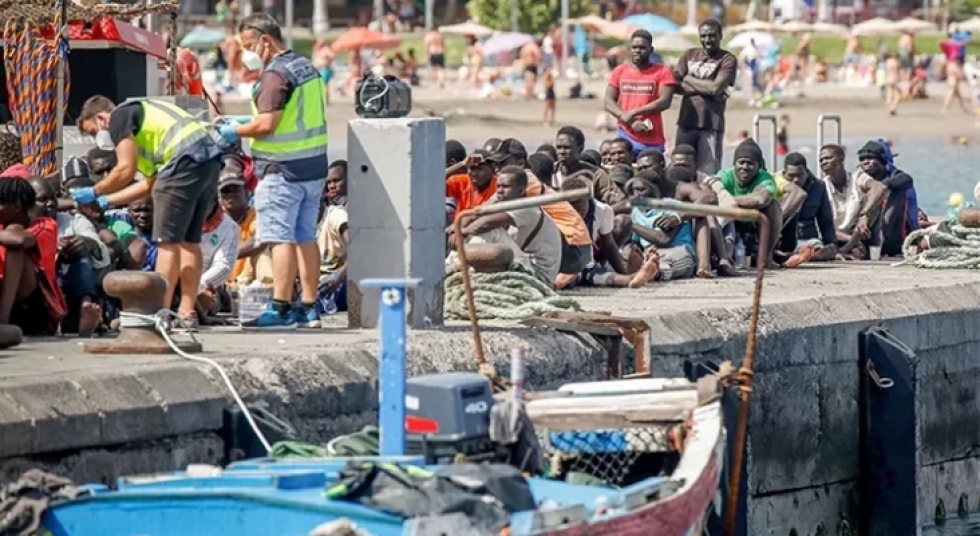 La prensa de Pa&iacute;ses Bajos recoge la crisis migratoria de Canarias, en pleno inicio de su temporada alta