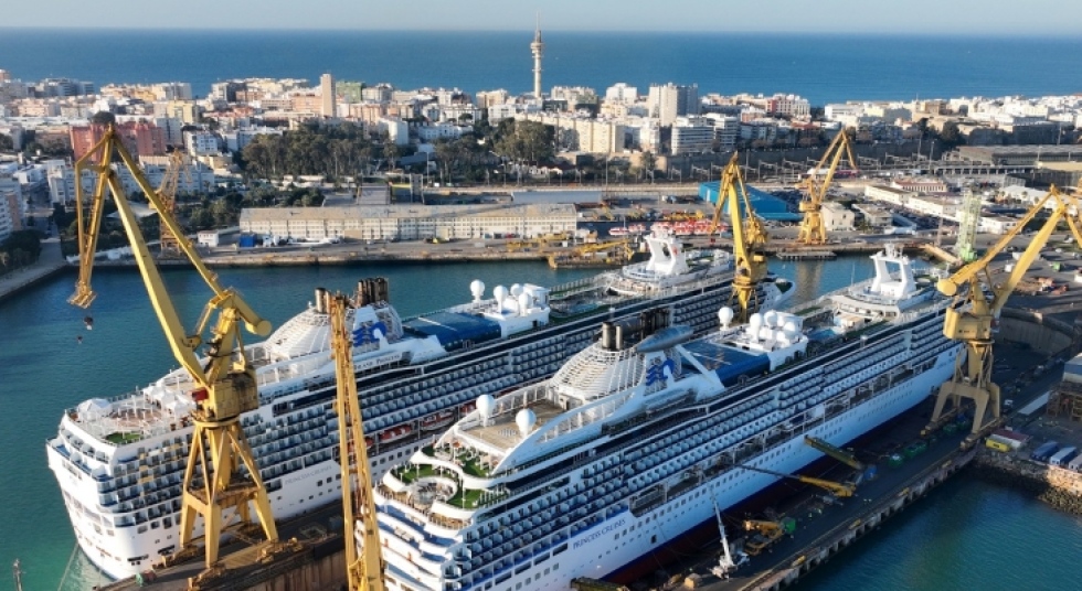 Duro golpe para los astilleros de C&aacute;diz: Carnival se lleva el mantenimiento de sus cruceros a Francia