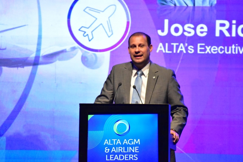 CEO Jos&eacute; R. Botelho, dio el mensaje de ALTA #PDAenAltaForum